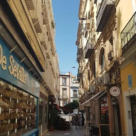 Loft Nuevo Y Con Encanto A Tres Mnt Catedral Aa Wifi Sevilha